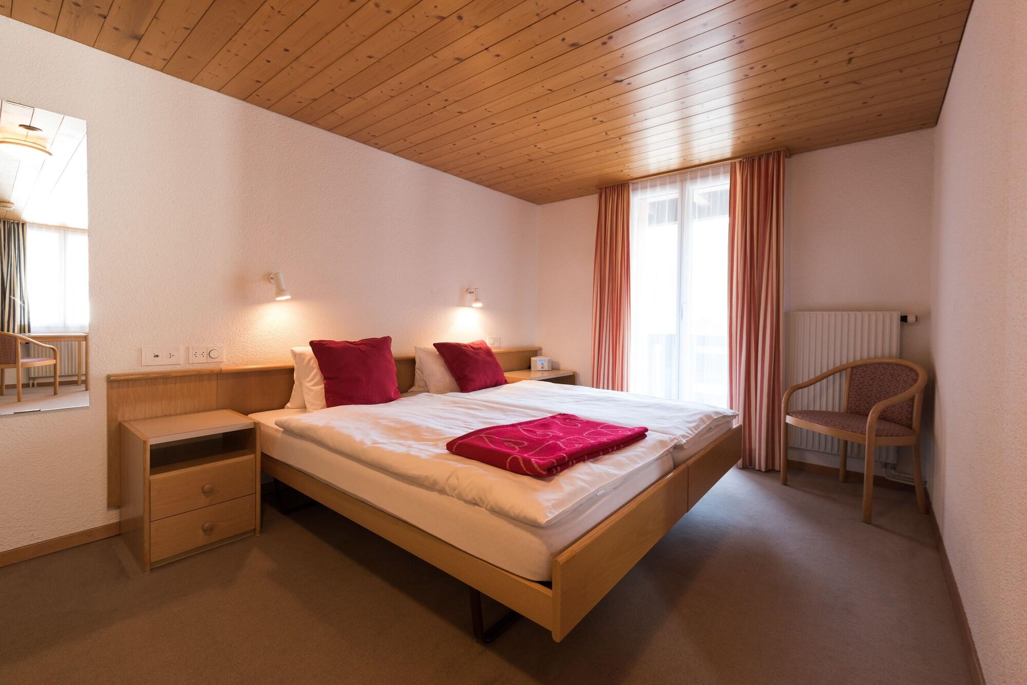 Hotel Bluemlisalp à Kandersteg Extérieur photo