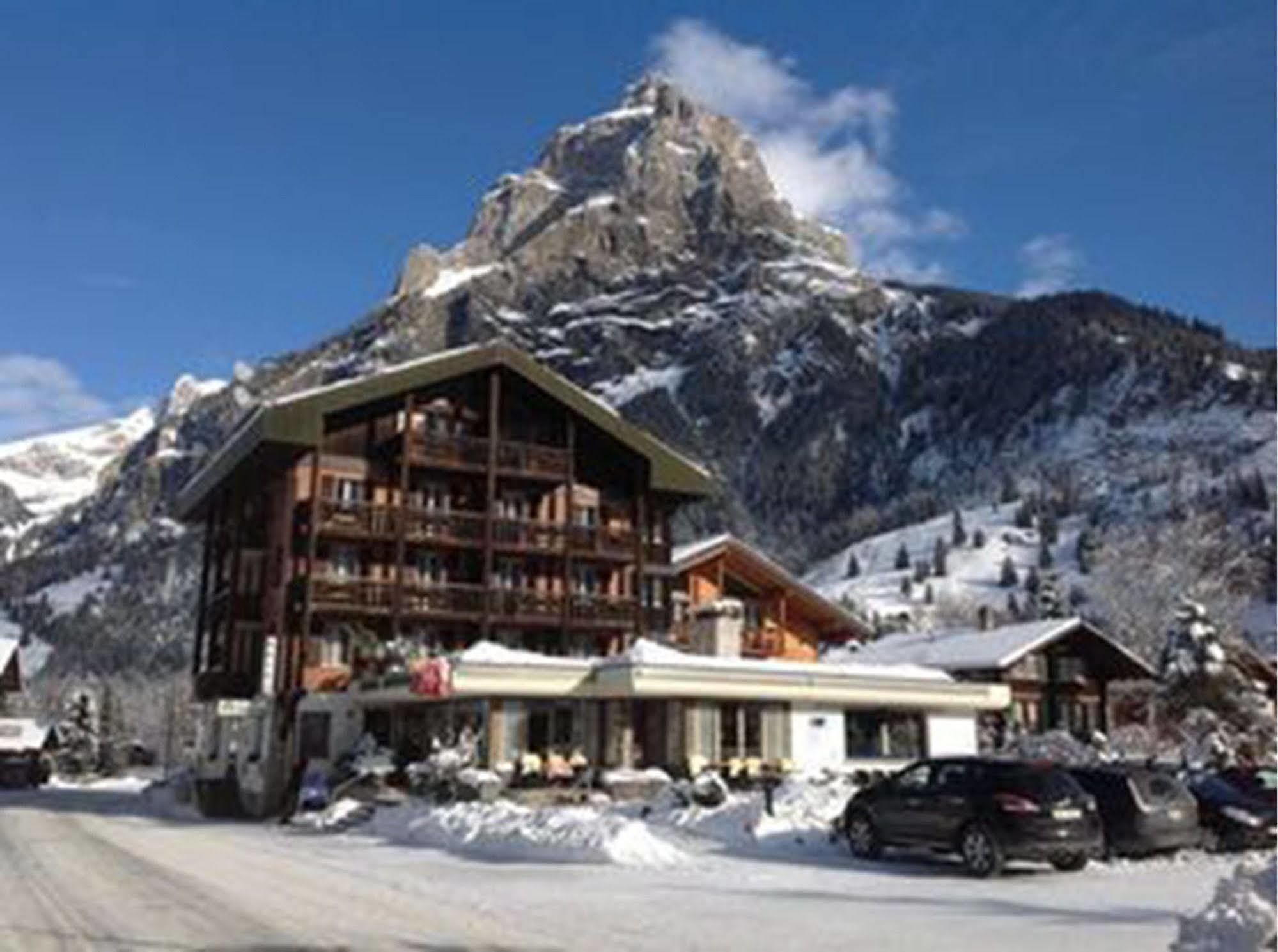 Hotel Bluemlisalp à Kandersteg Extérieur photo