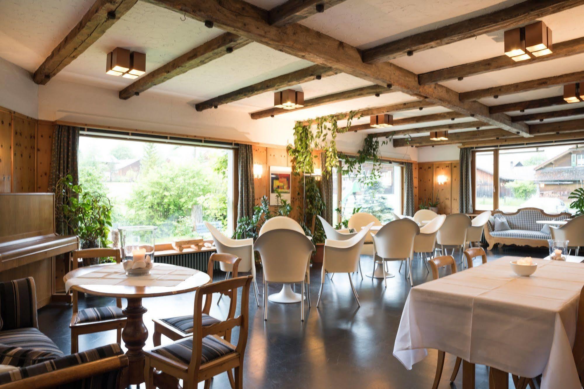 Hotel Bluemlisalp à Kandersteg Extérieur photo